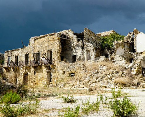 unknown secret Sicily Poggioreale