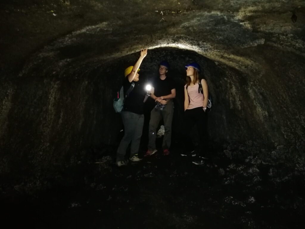 Excursions Etna avec visite Grotte et Anciens Cratères